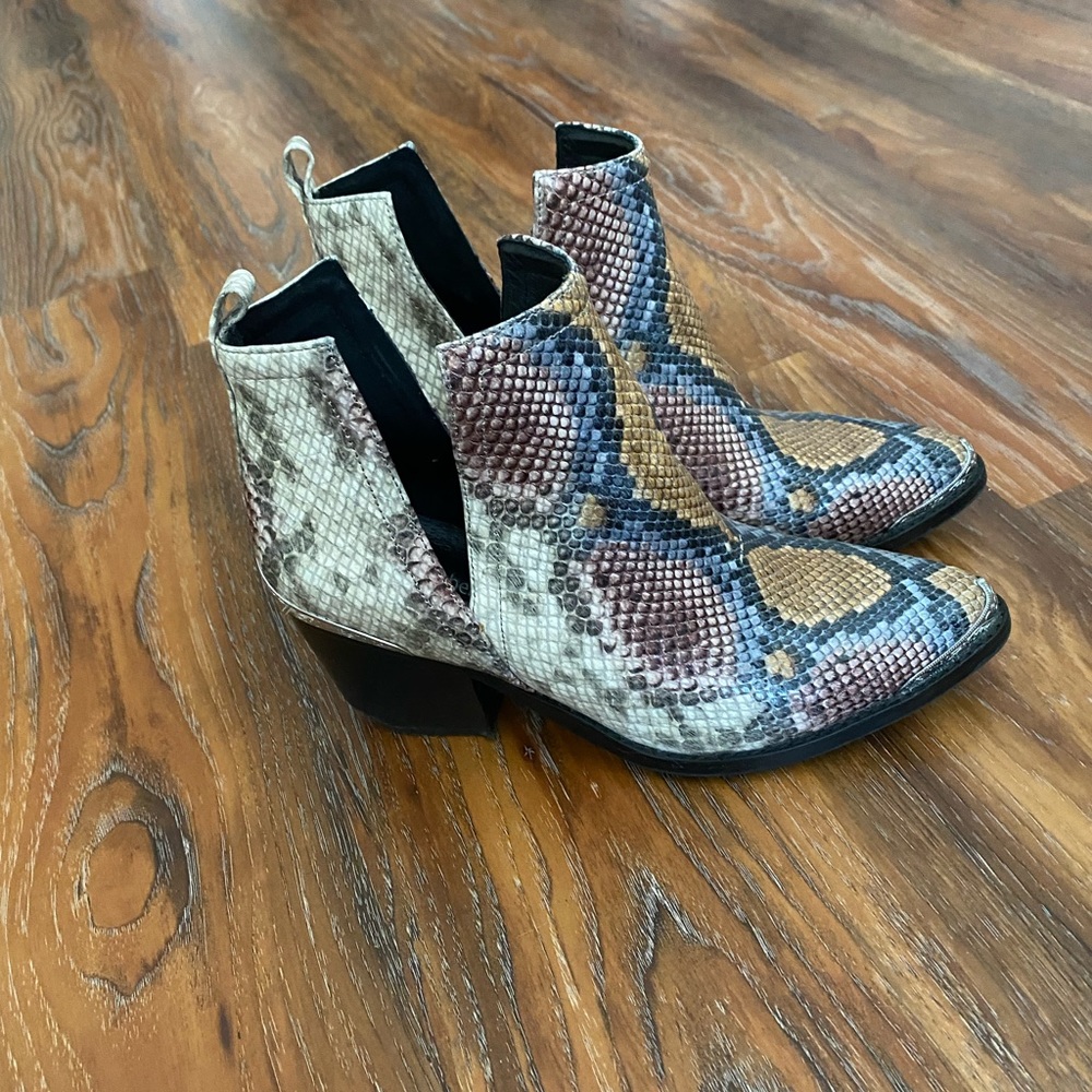 Jeffrey Campbell Cromwell boots